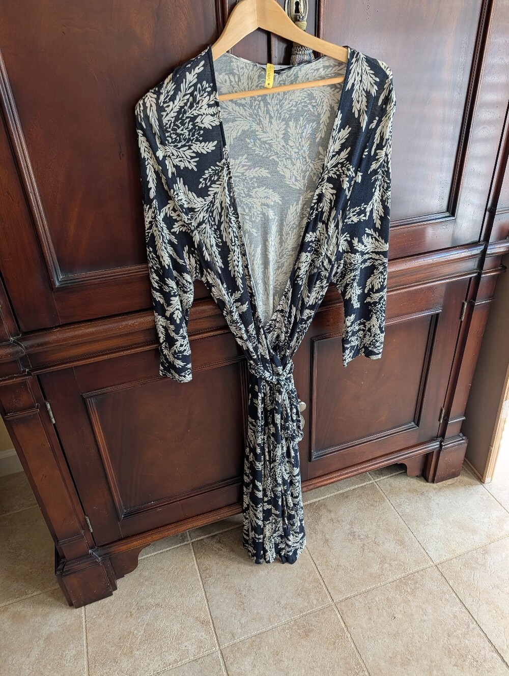 Cabi Black & Cream Floral Wrap Dress  XL